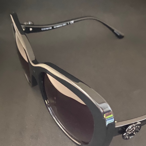 Sunglasses - Picture 8 of 12